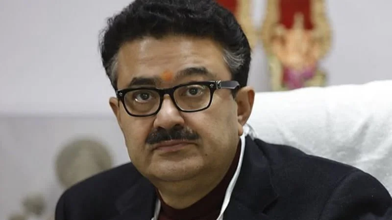 यूपी की नौकरशाही कटघरे में: नवनीत सहगल के कथित 112 करोड़ के कमीशन नेटवर्क से हड़कंप
